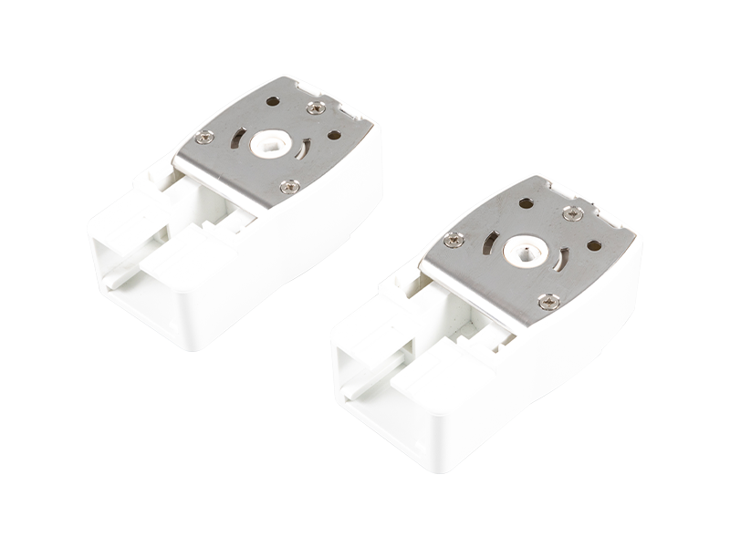 Drive box for opening and closing curtain accessories